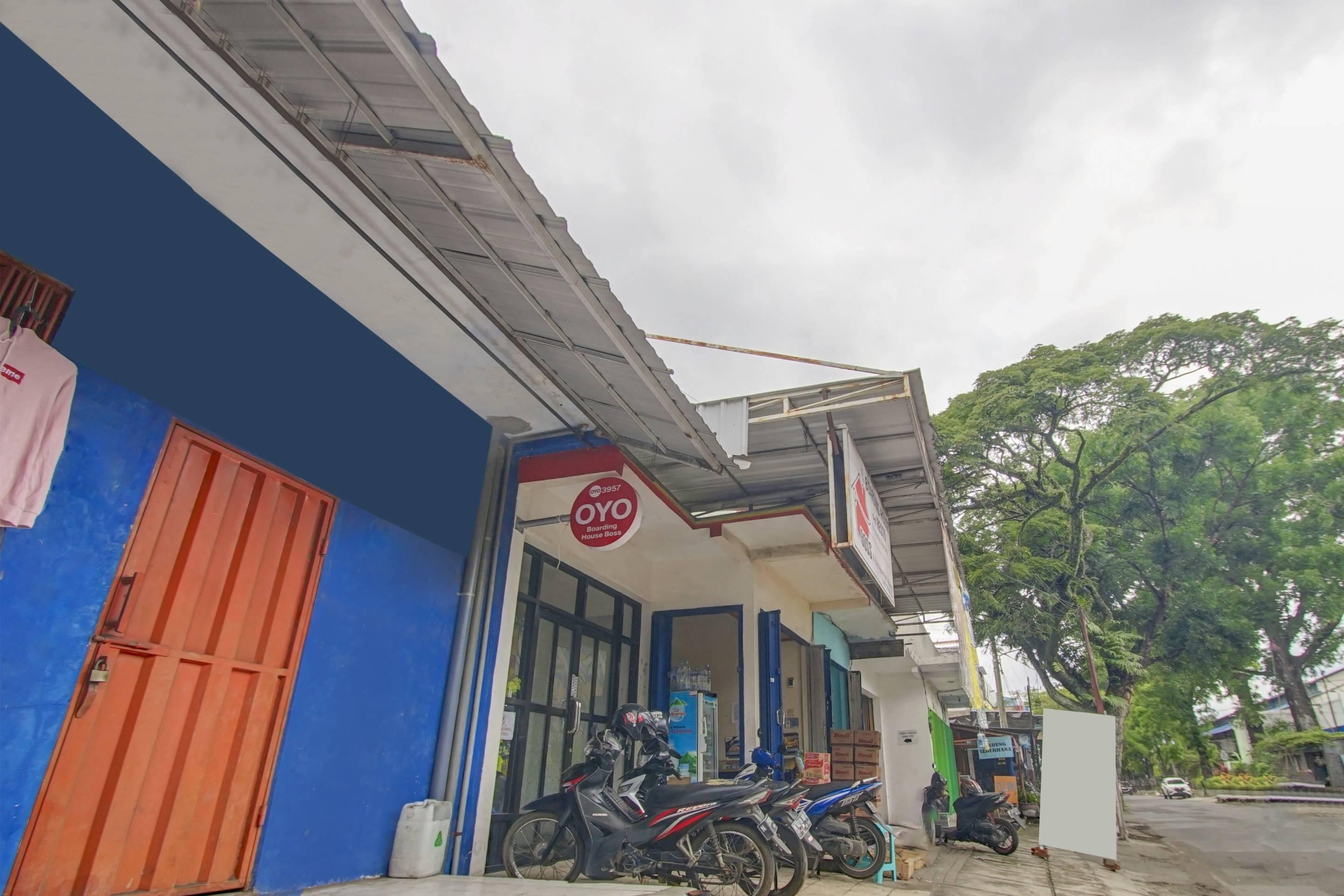 Reddoorz Near Stasiun Malang Kota Lama 2 Exterior photo